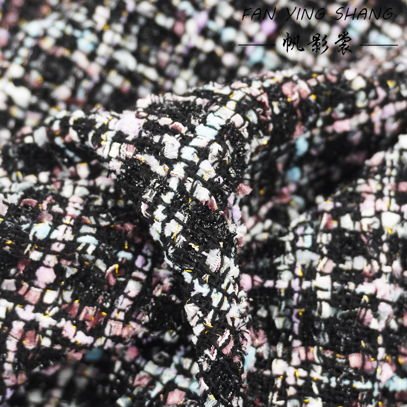Sewing Tweed - 2025 Black Plaid Elegance Tweed Fabric
